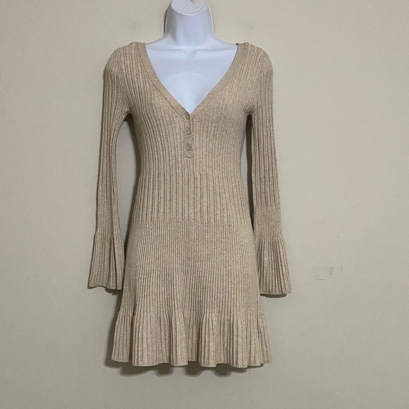 Anthropologie Daily Practice women XS Bell-Sleeve Sweater Beige Knit y2k casual - Picture 2 of 15
